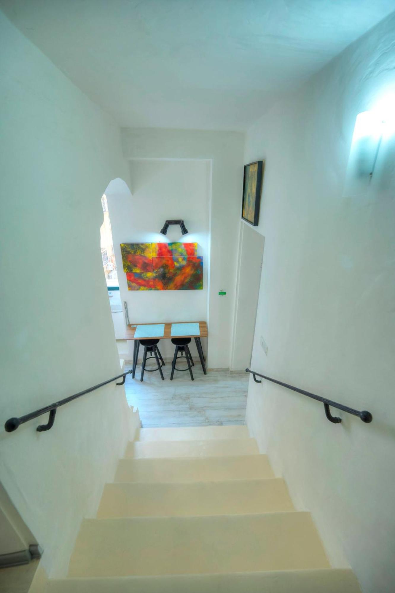 Charming 3 Storey Apartment In Valletta Centre, Ngri1-1 Exteriör bild
